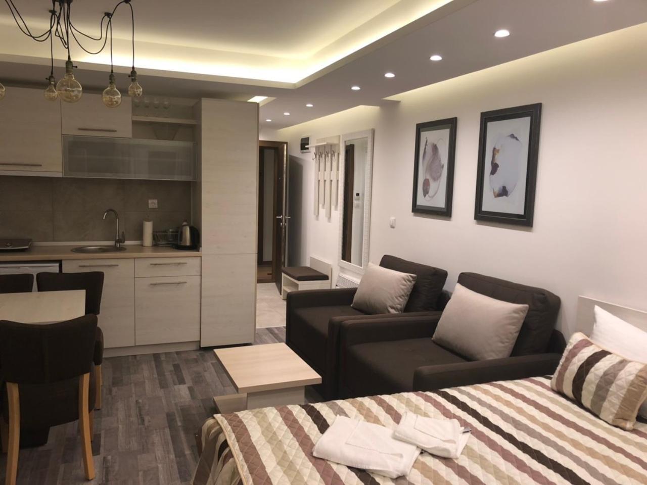 Apartment Milmari *